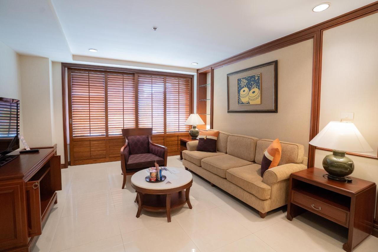 Centre Point Sukhumvit Thong-Lo Banguecoque Exterior foto
