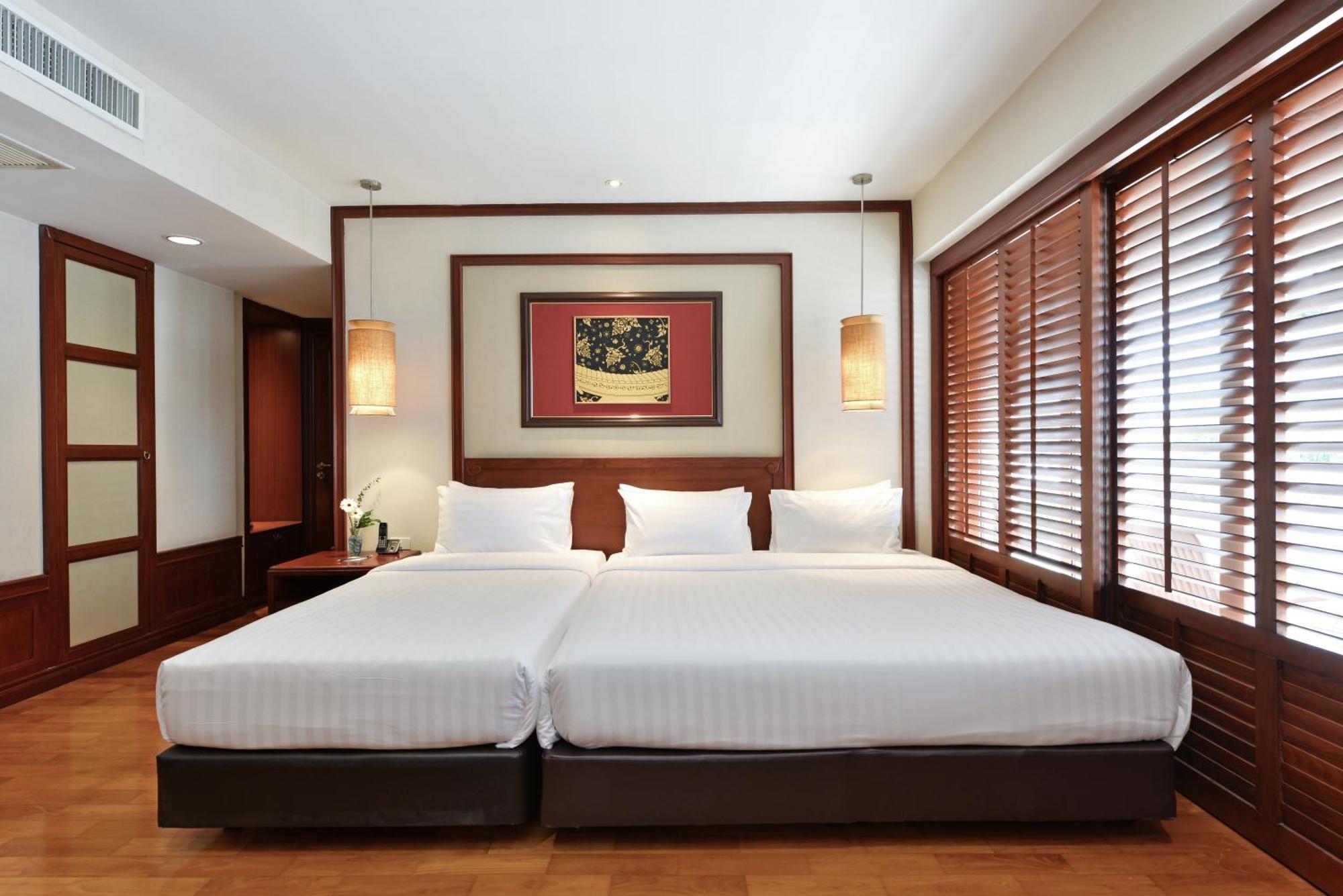 Centre Point Sukhumvit Thong-Lo Banguecoque Exterior foto