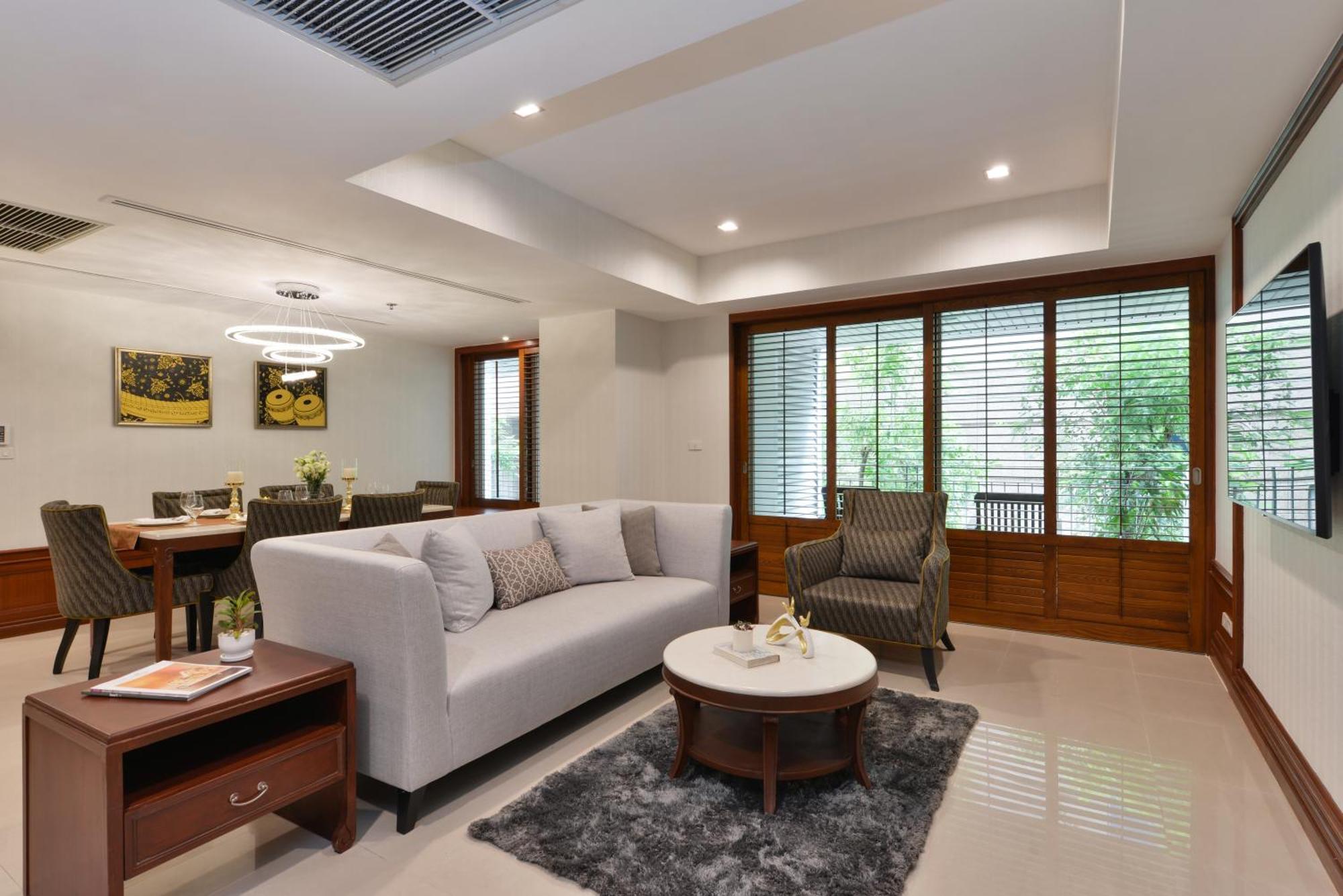 Centre Point Sukhumvit Thong-Lo Banguecoque Exterior foto