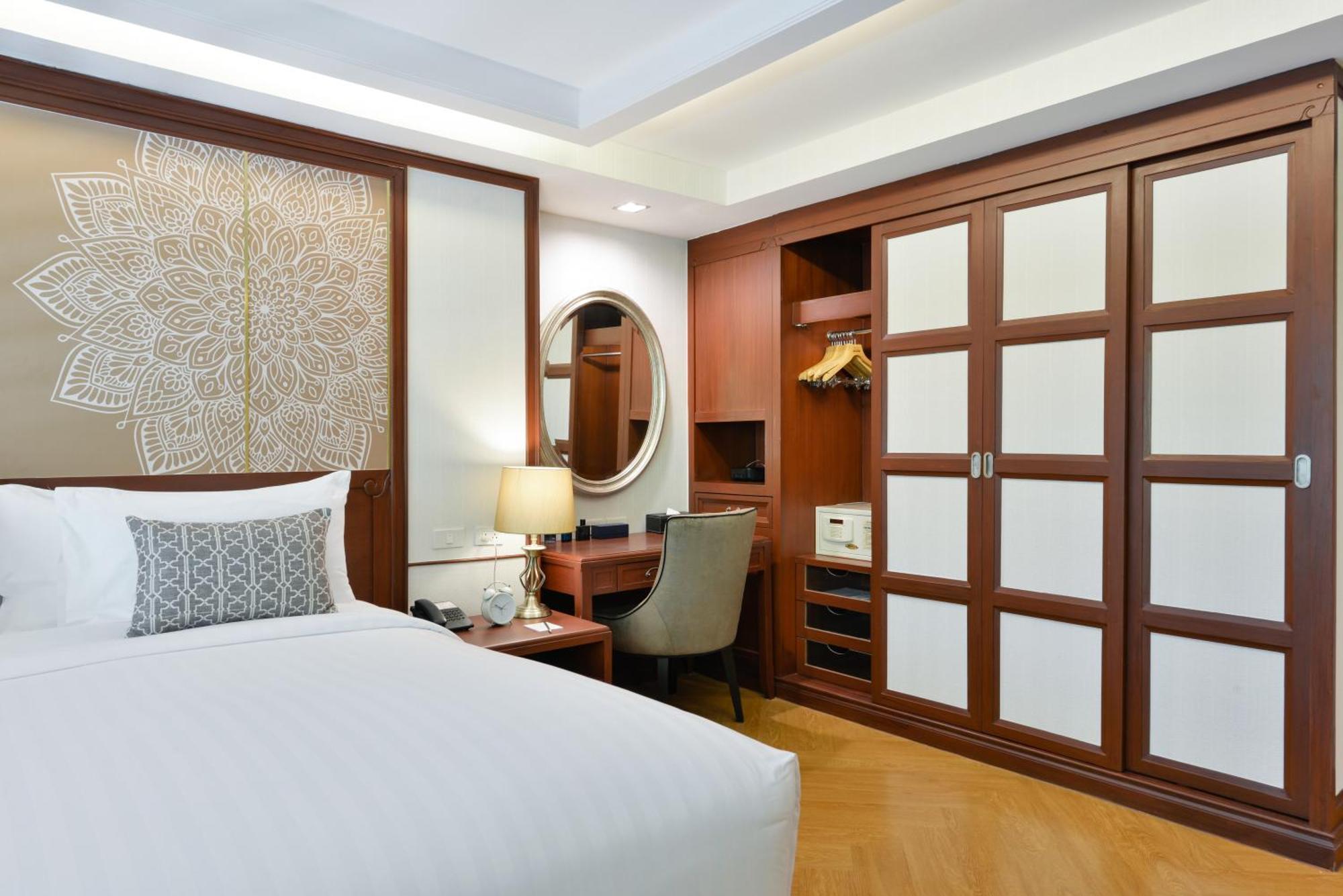 Centre Point Sukhumvit Thong-Lo Banguecoque Exterior foto